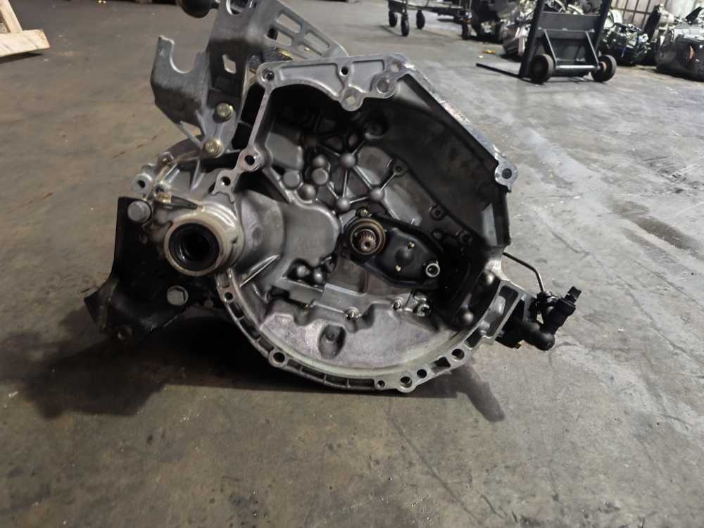 BOITE DE VITESSE MANUEL CITROEN/PEUGEOT  - Vue 2